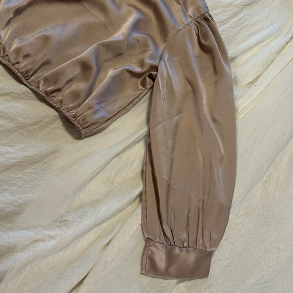 Tan satin matching set NWT - Picture 3 of 11